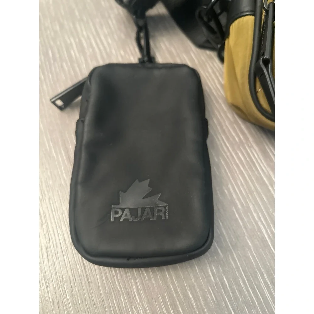 PAJAR CANADA‎ WATERPROOF CROSSBODY CAMERA BAG
